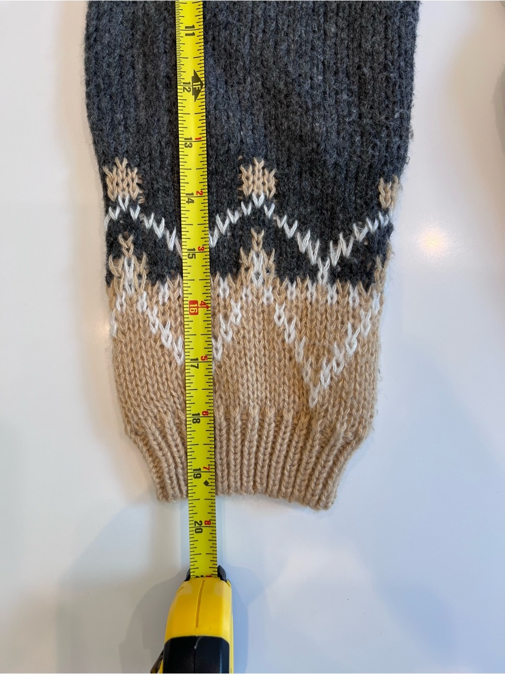 Cozy Nordic 100% Mohair Fair Isle Knit Sweater - Picture 7 of 7